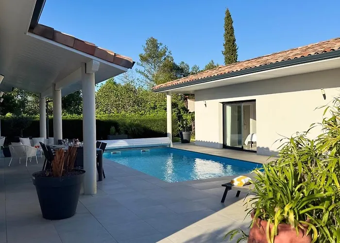 ヴィラ De Gamme モントーバン